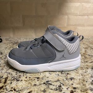 Kids Air Jordan basketball shoes